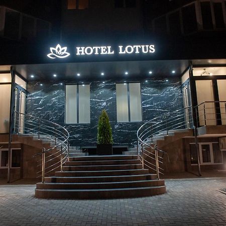 Lotus Hotel Кишинів Екстер'єр фото